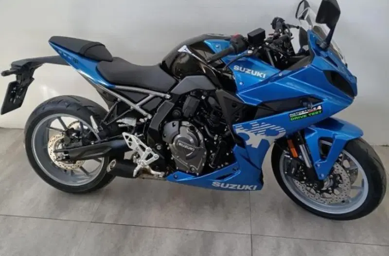 Suzuki GSX-8R (2024 - 26) (2)
