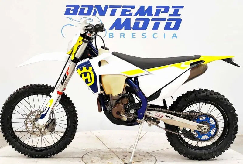 Husqvarna FE 250 (2022) (2)