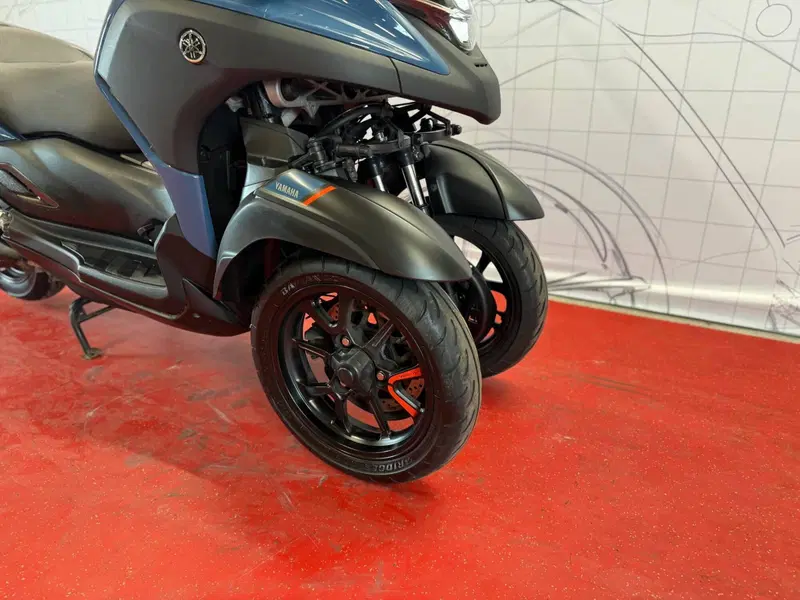 Yamaha Tricity 300 (2021 - 24) (9)