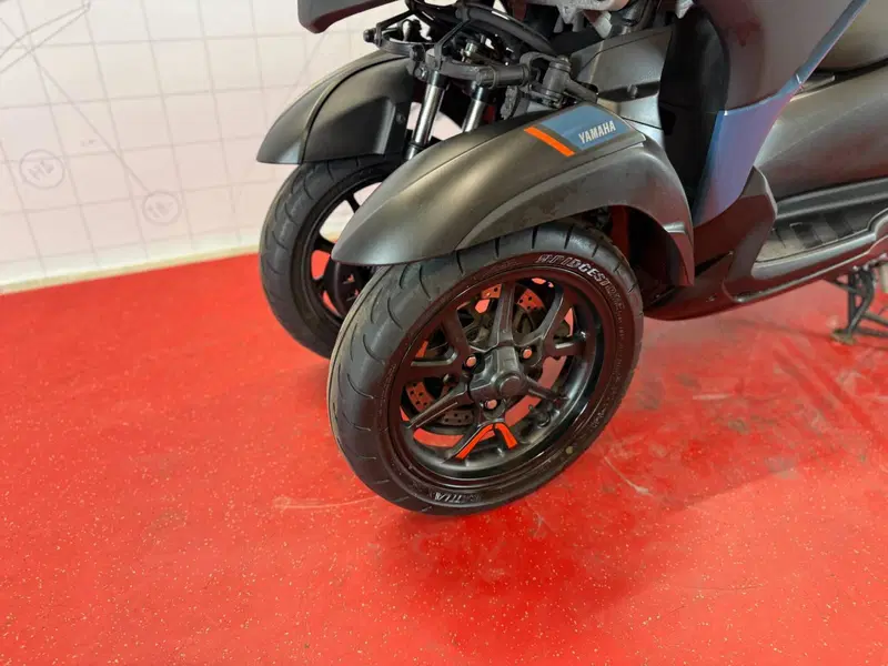 Yamaha Tricity 300 (2021 - 24) (13)