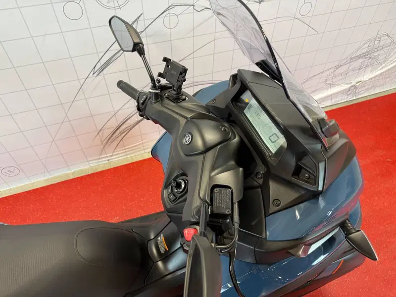Yamaha Tricity 300 (2021 - 24) (8)