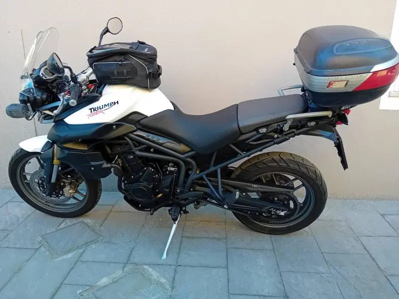 Triumph Tiger 800 ABS (2010 - 14) (9)