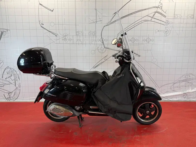 Vespa GTS 300 Super (2017 - 18)