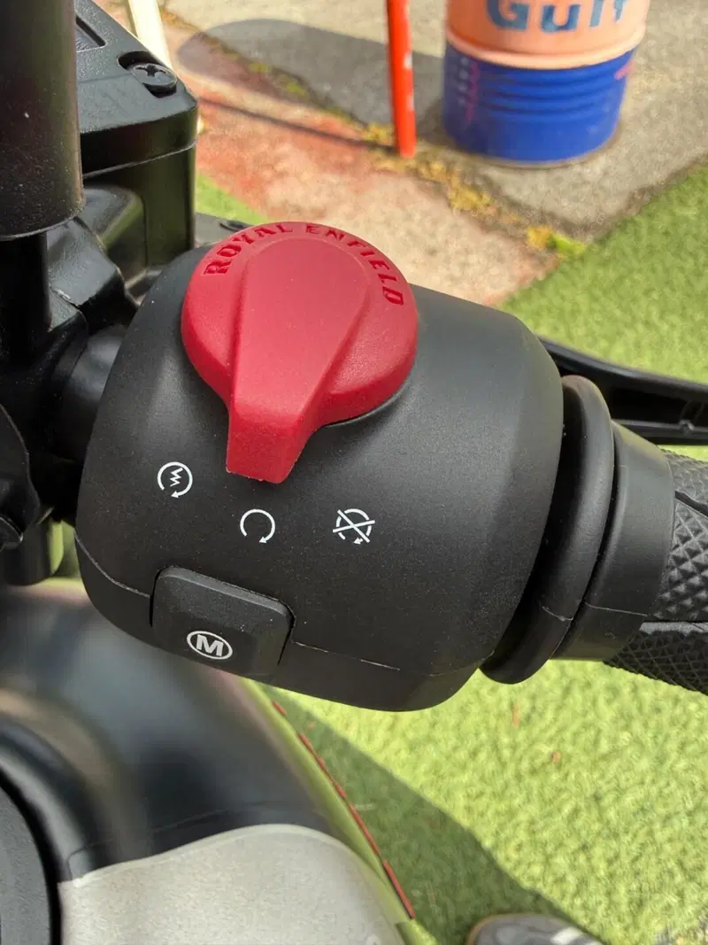 Royal Enfield Guerrilla 450 Apex (2026) (7)