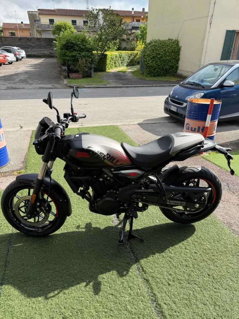 Royal Enfield Guerrilla 450 Apex (2026) (9)