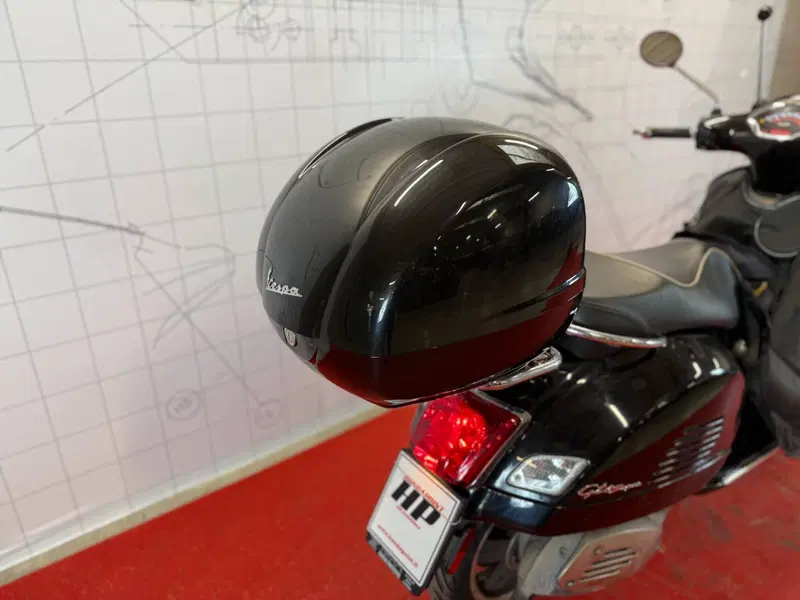 Vespa GTS 300 Super (2017 - 18) (12)