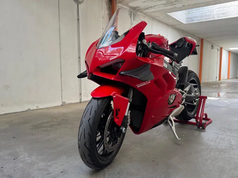 Ducati Panigale V4 1100 (2020) (2)