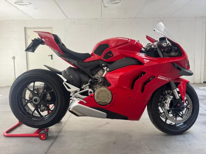 Ducati Panigale V4 1100 (2020) (5)