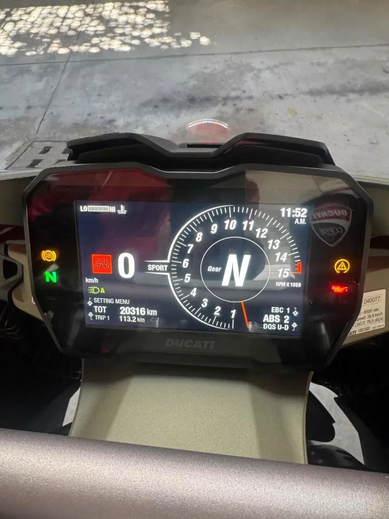 Ducati Panigale V4 1100 (2020) (12)