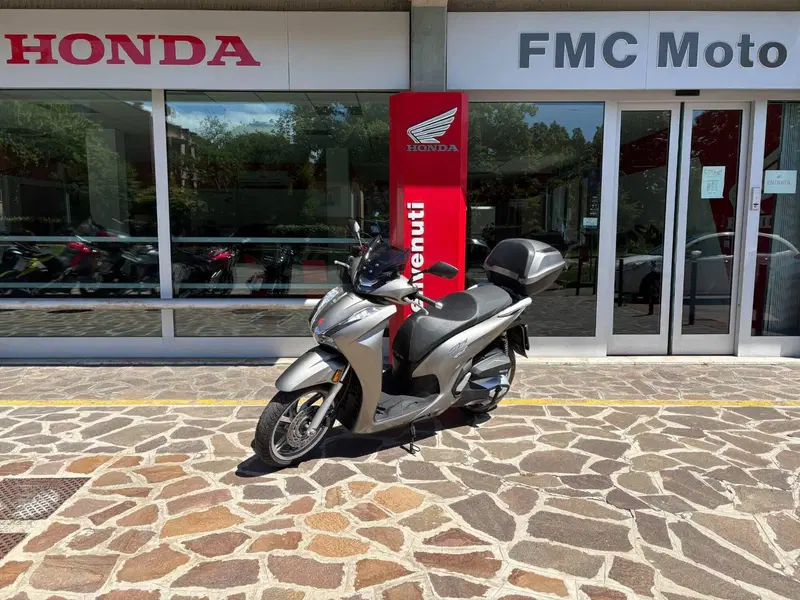 Honda SH 350 (2021 - 24) (4)