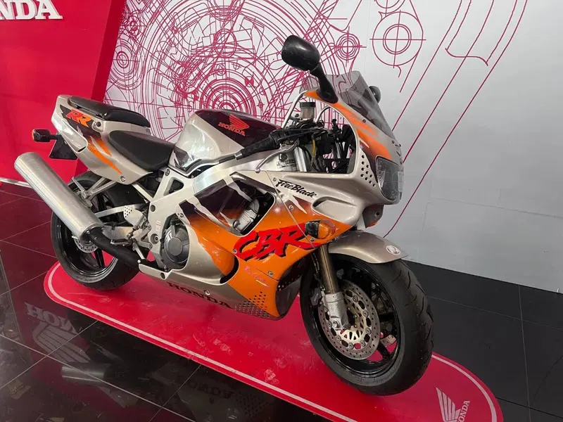Honda CBR 900 RR (1994 - 95) (2)