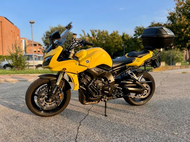 Yamaha FZ1 Fazer (2006 - 16) (2)