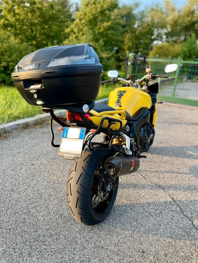 Yamaha FZ1 Fazer (2006 - 16) (4)