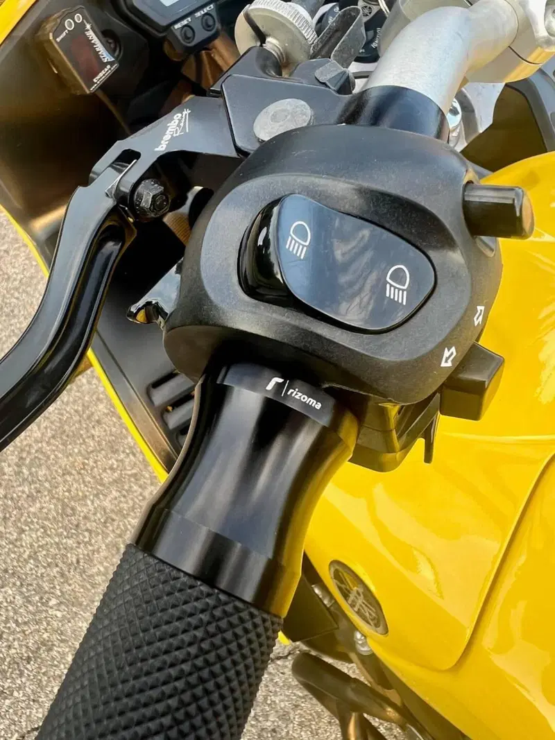 Yamaha FZ1 Fazer (2006 - 16) (12)