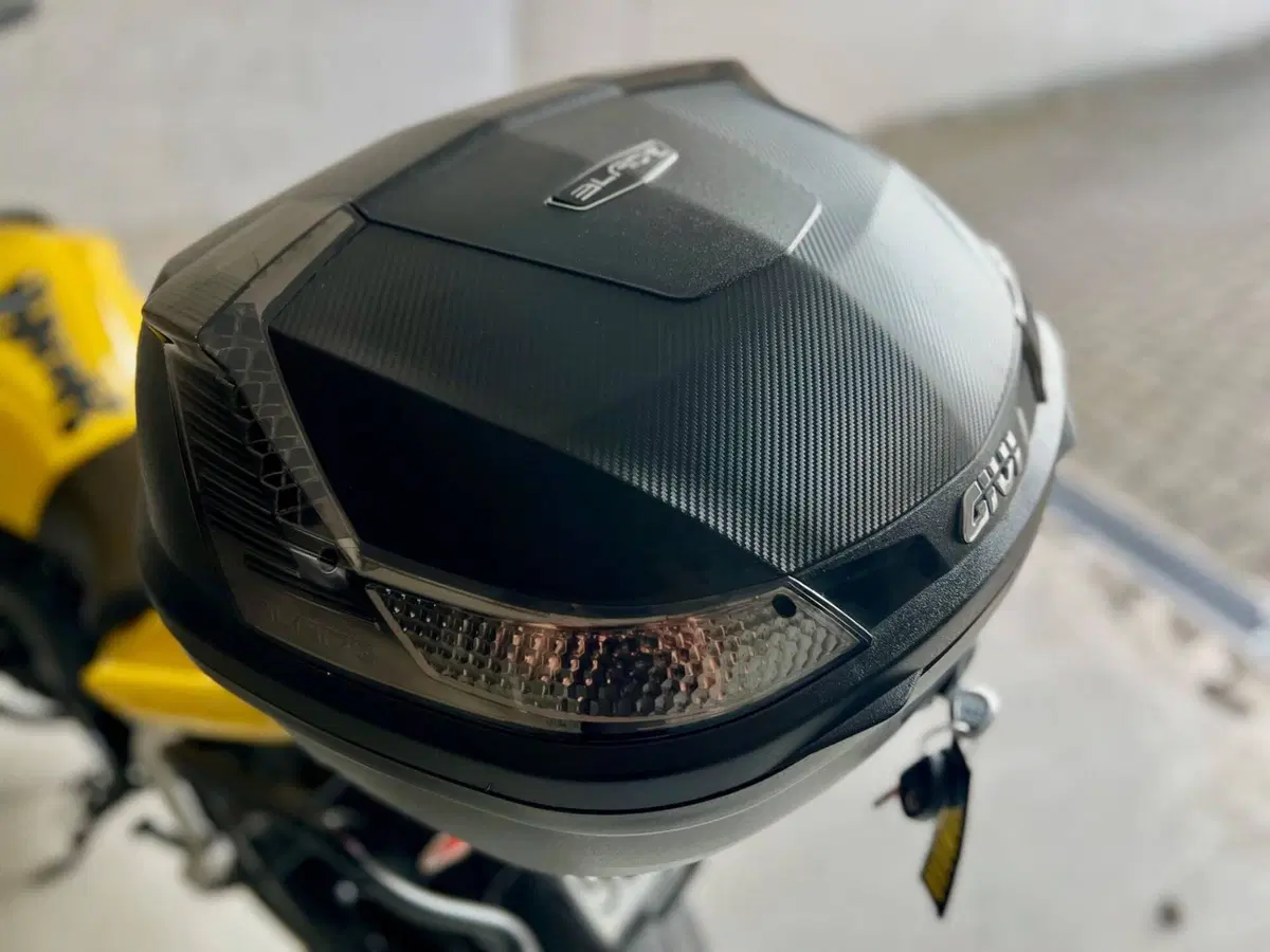 Yamaha FZ1 Fazer (2006 - 16) (13)