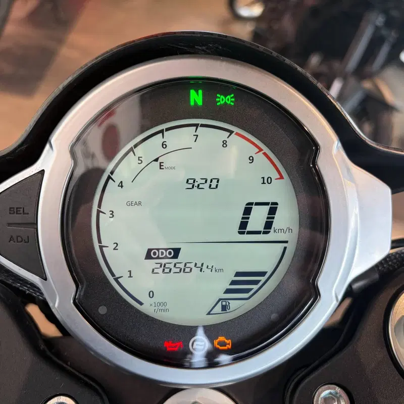 CFMOTO 700CL-X Sport (2022 - 26) (4)