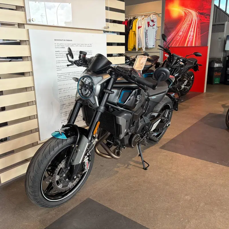CFMOTO 700CL-X Sport (2022 - 26) (9)