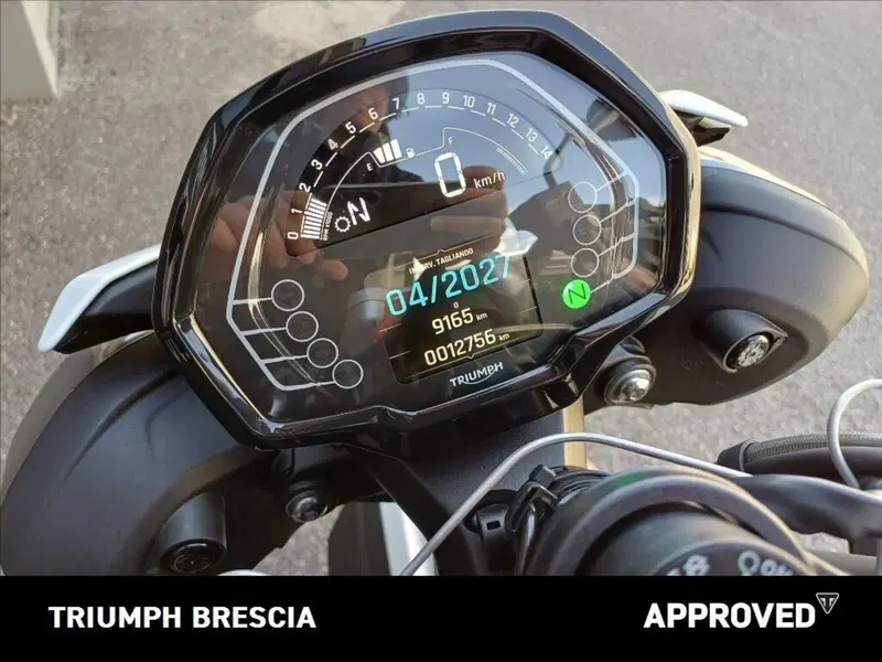 Triumph Street Triple 765 R (2023 - 26) (13)