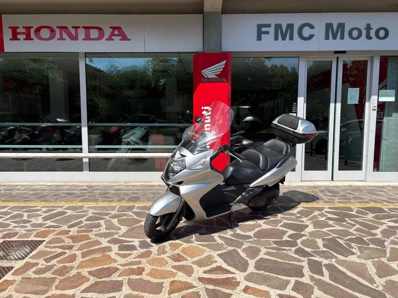 Honda Silver Wing 400 (2006 - 09) (5)