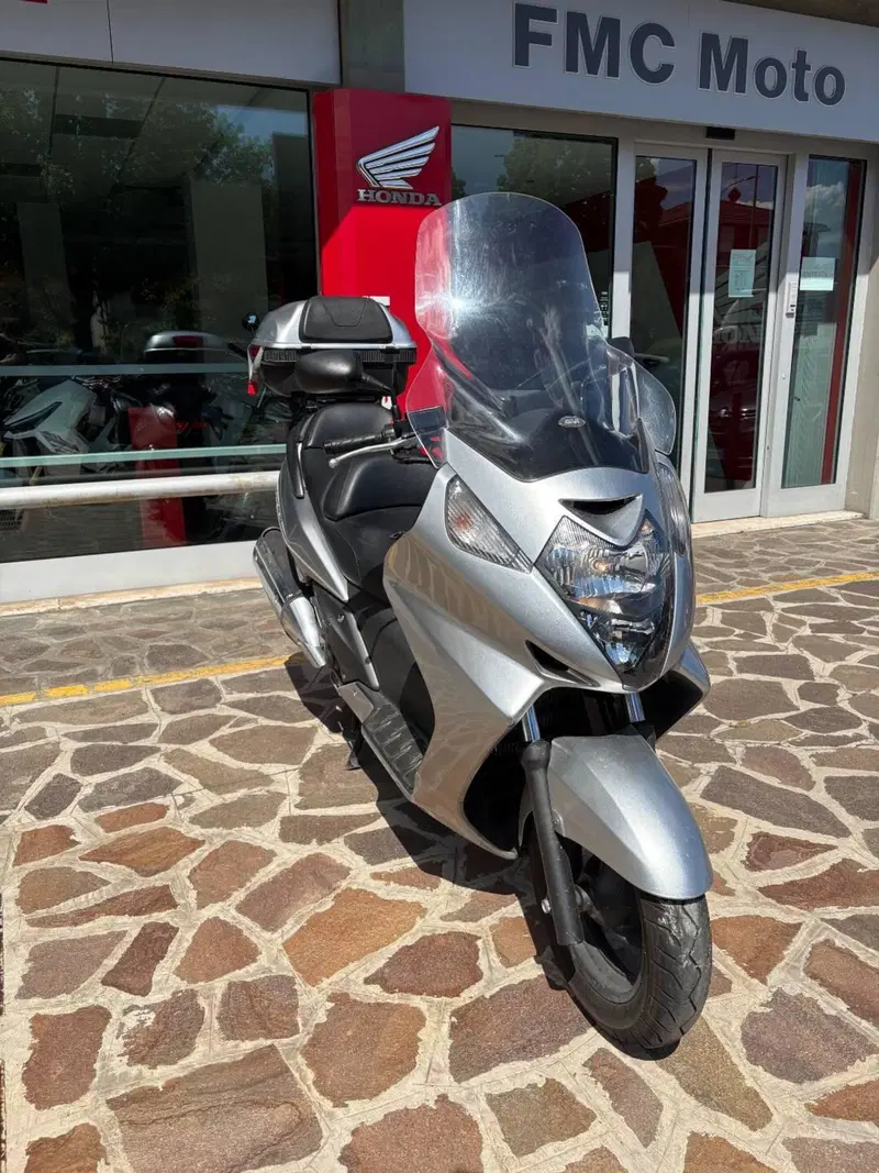 Honda Silver Wing 400 (2006 - 09) (4)