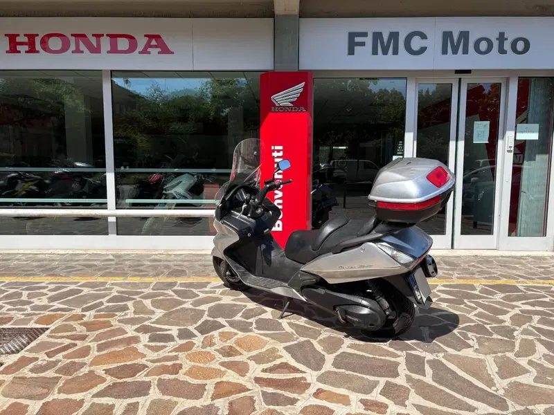 Honda Silver Wing 400 (2006 - 09) (6)