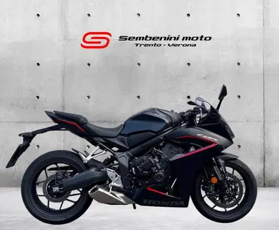Honda CBR 650 R E-Clutch (2024 - 26) usata