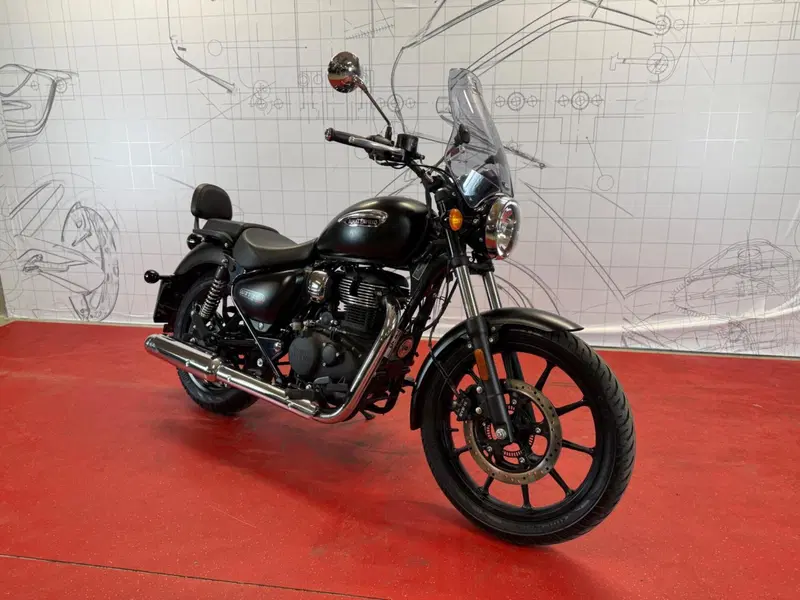 Royal Enfield Meteor 350 (2021 - 26) (2)