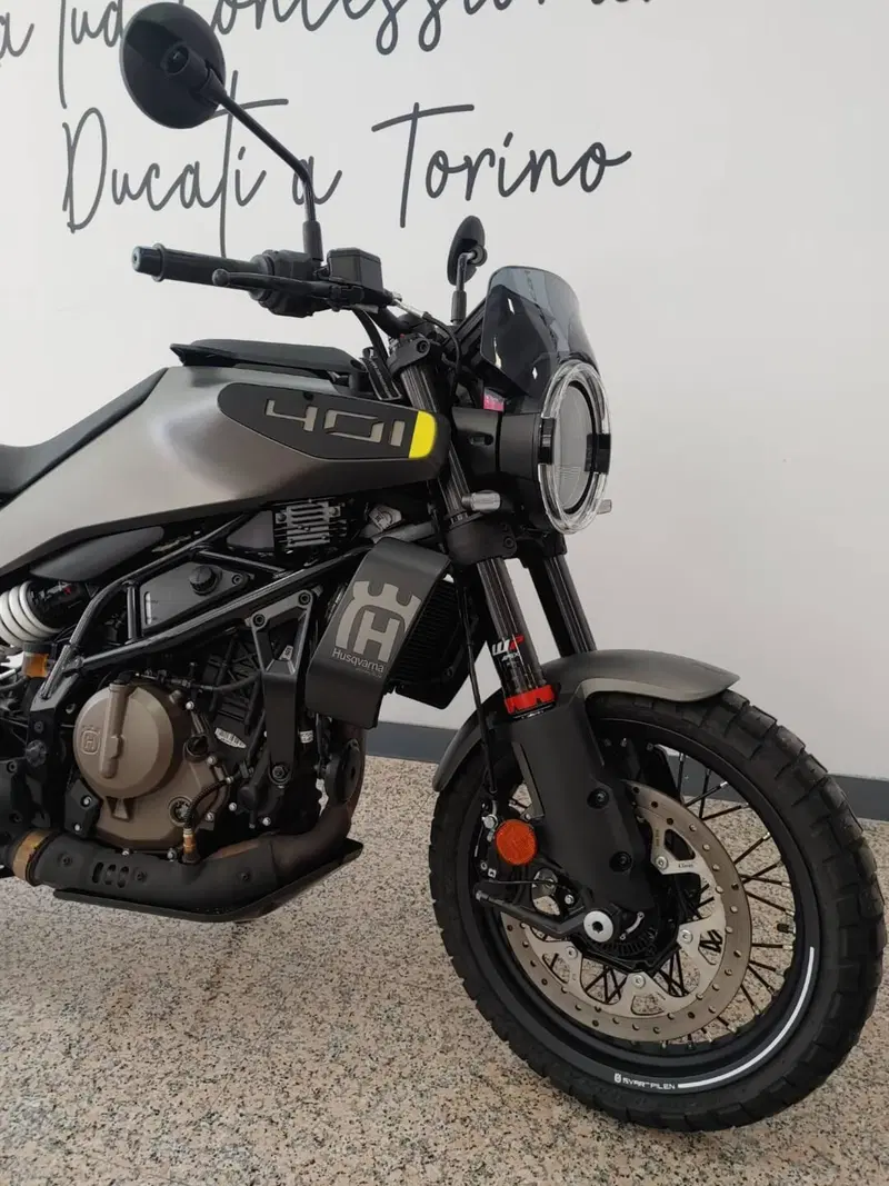 Husqvarna Svartpilen 401 (2024 - 26) (6)