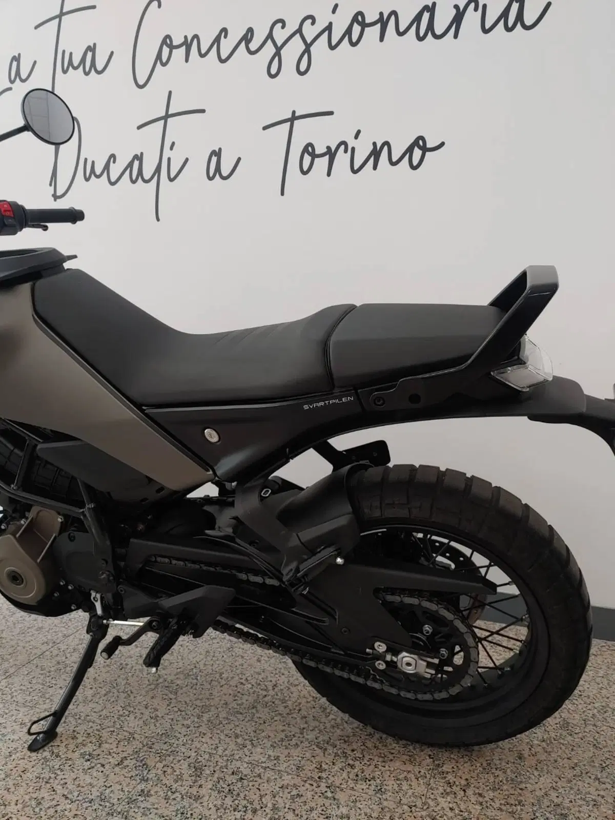 Husqvarna Svartpilen 401 (2024 - 26) (9)
