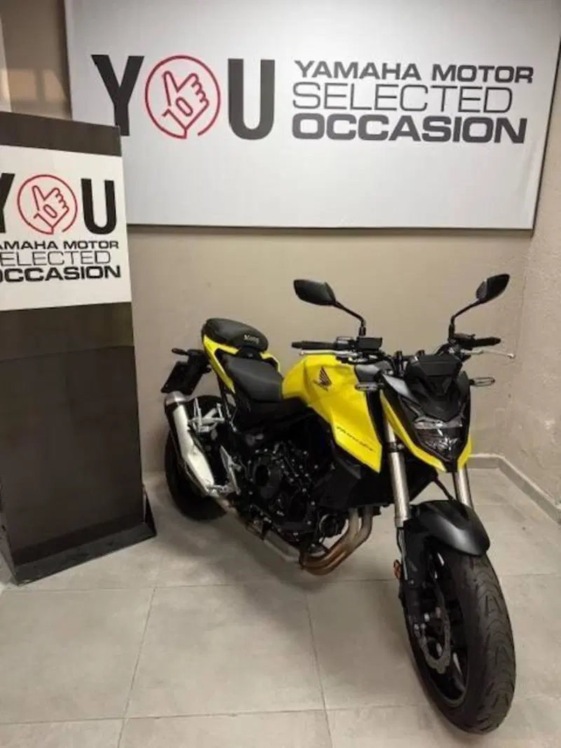Honda CB 750 Hornet (2023 - 24) (5)