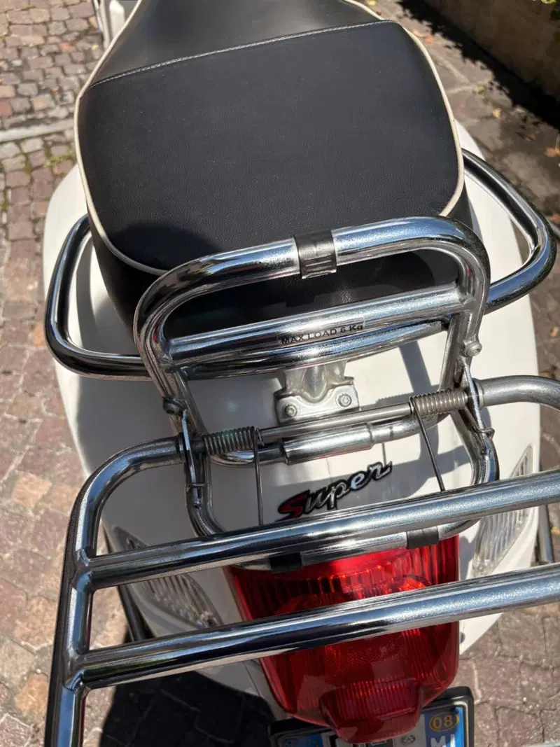 Vespa GTS 300 Super (2008 - 16) (5)