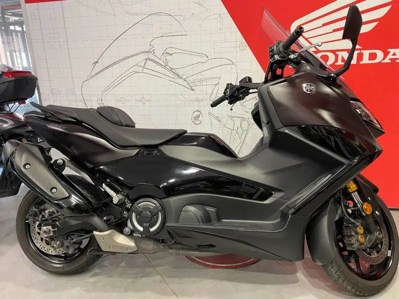 Yamaha T-Max 560 Tech Max (2022 - 24) (2)