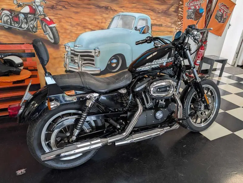 Harley-Davidson 883 R (2008 - 16) - XL 883R (2)