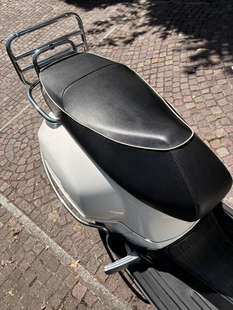 Vespa GTS 300 Super (2008 - 16) (6)