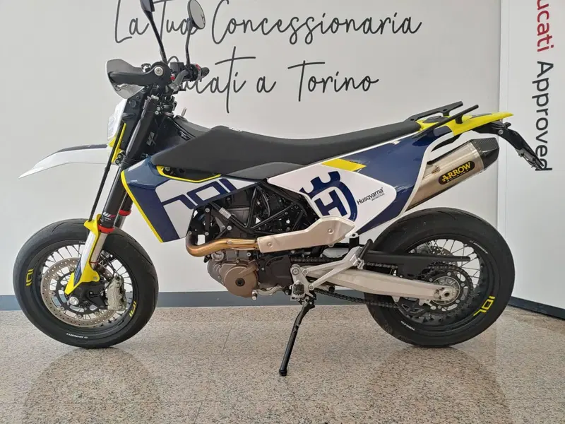Husqvarna 701 Supermoto (2023 - 25) (4)