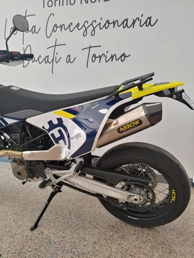 Husqvarna 701 Supermoto (2023 - 25) (9)