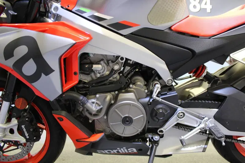 Aprilia Tuono 660 (2021 - 25) (16)