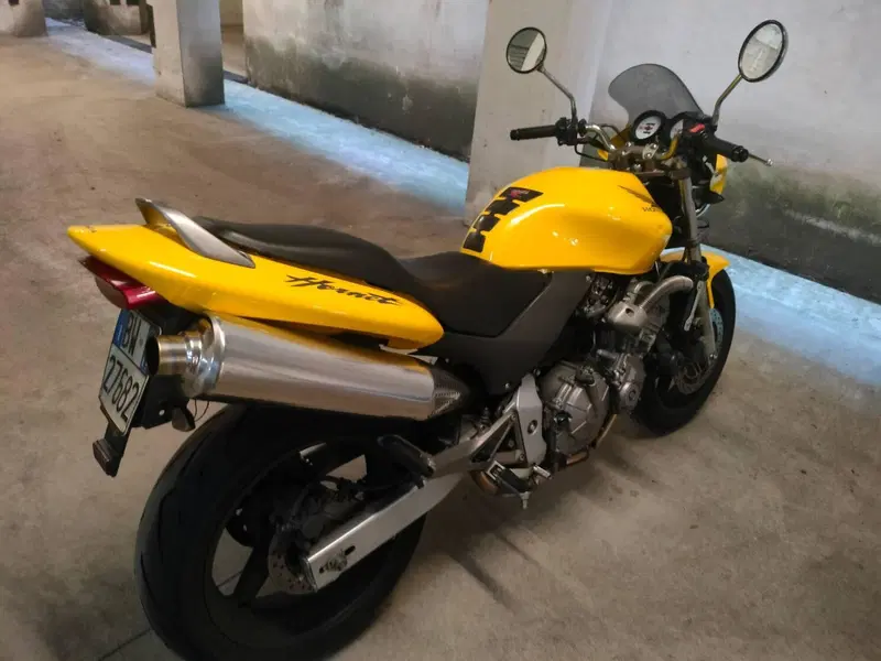 Honda Hornet 600 (2003 - 04) (4)