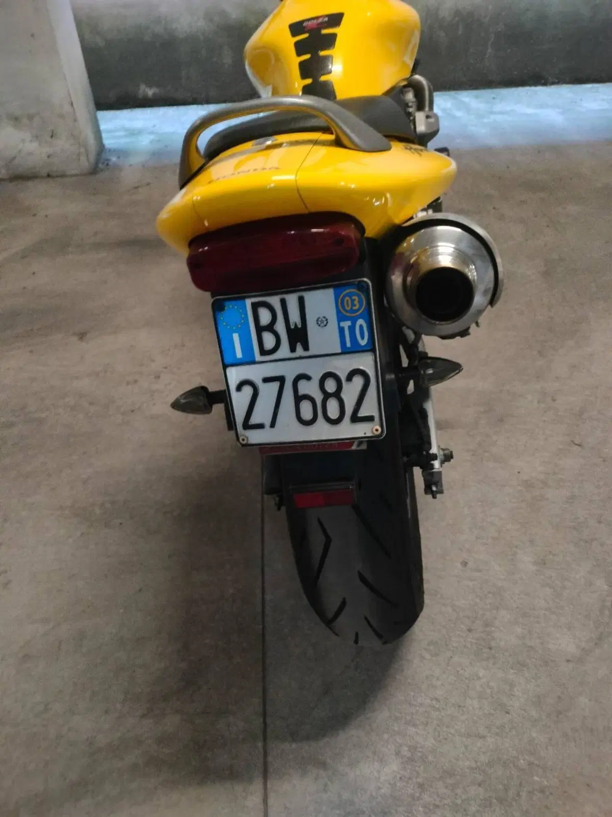 Honda Hornet 600 (2003 - 04) (5)