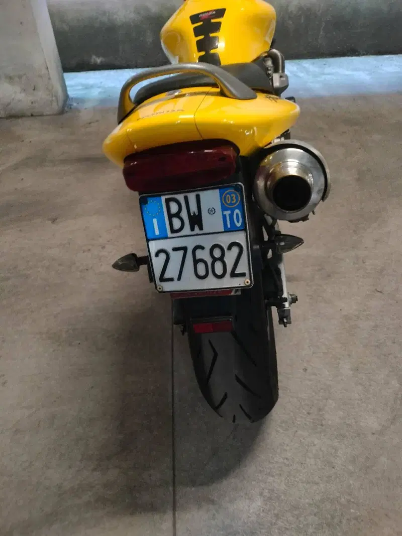 Honda Hornet 600 (2003 - 04) (5)