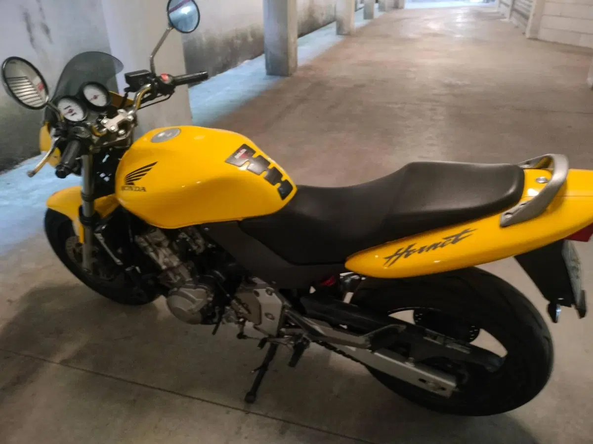 Honda Hornet 600 (2003 - 04) (6)