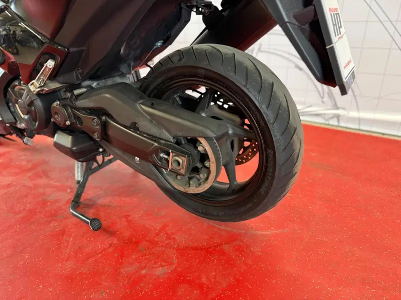 Yamaha T-Max 530 SX (2017 - 19) (15)