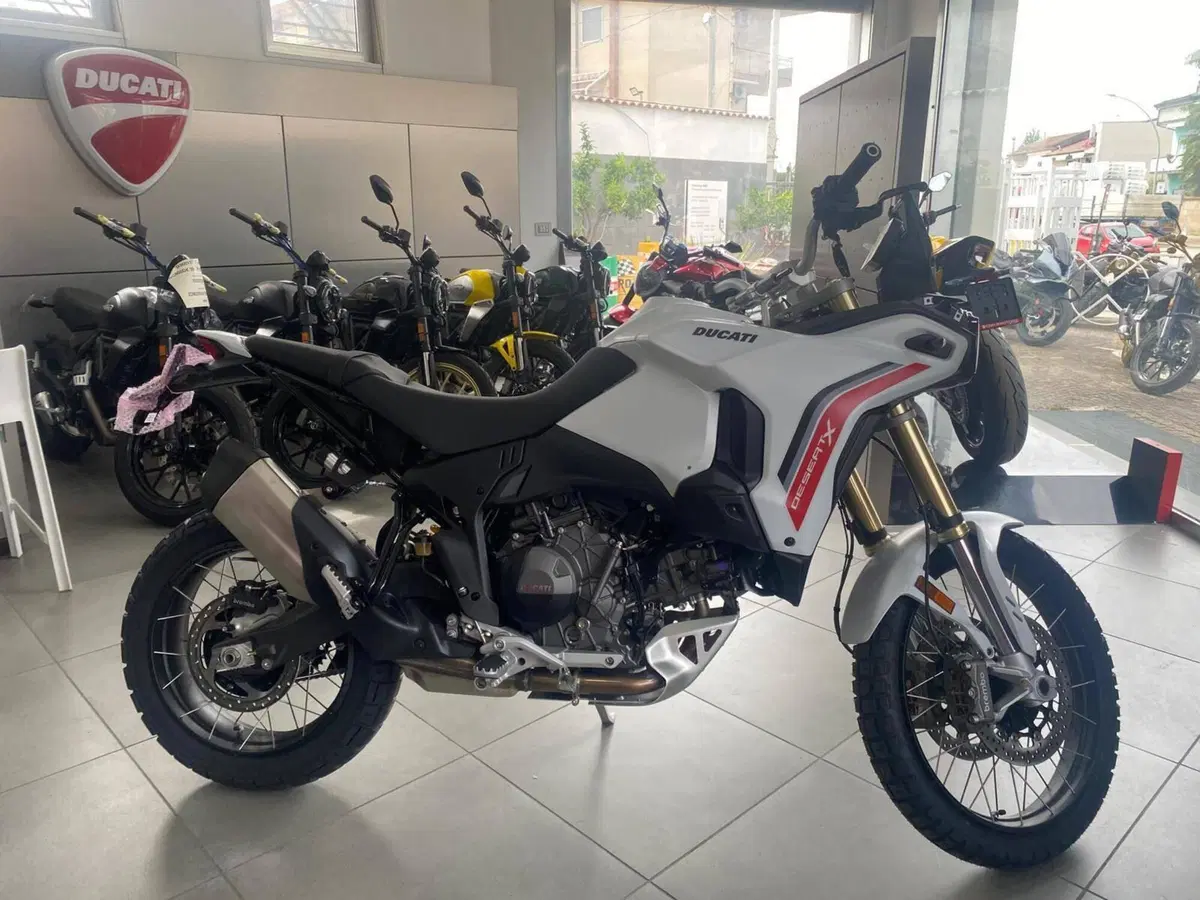 Ducati DesertX (2026)