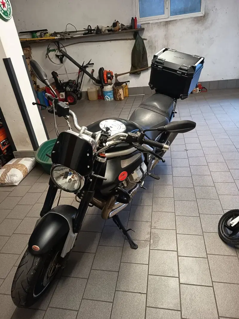 Moto Guzzi Griso 1100 (2005 - 11) (2)