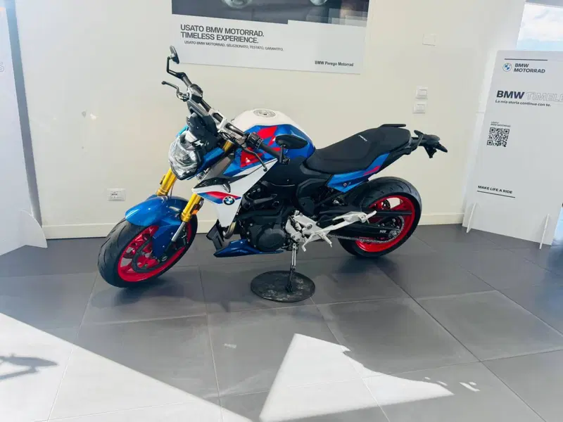 Bmw F 900 R (2025 - 26) (4)