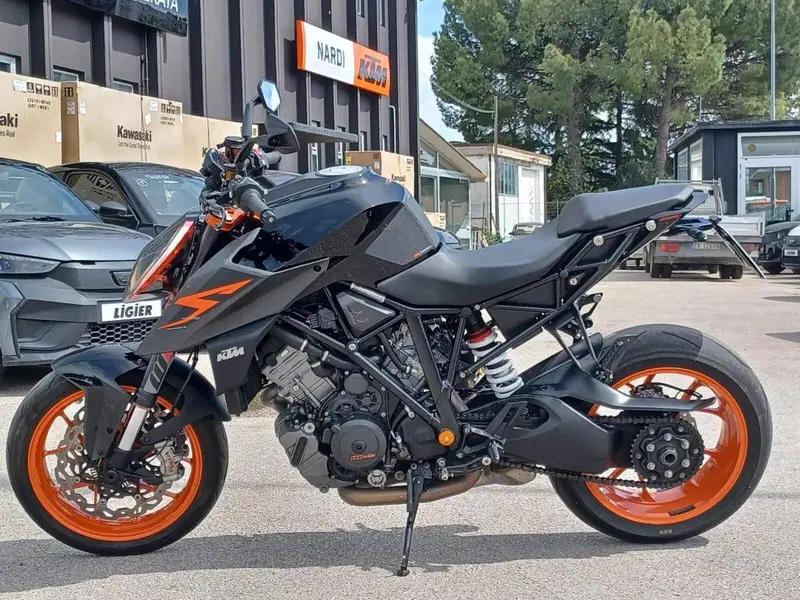 KTM 1290 Super Duke R ABS (2017 - 18) (3)