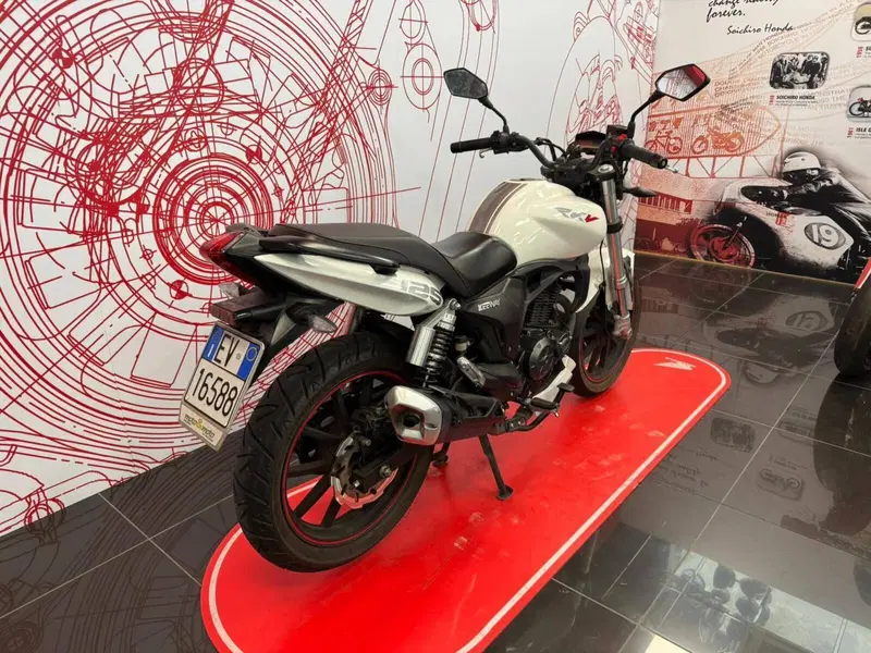 Keeway Motor RKV 125 (2018 - 20) (3)