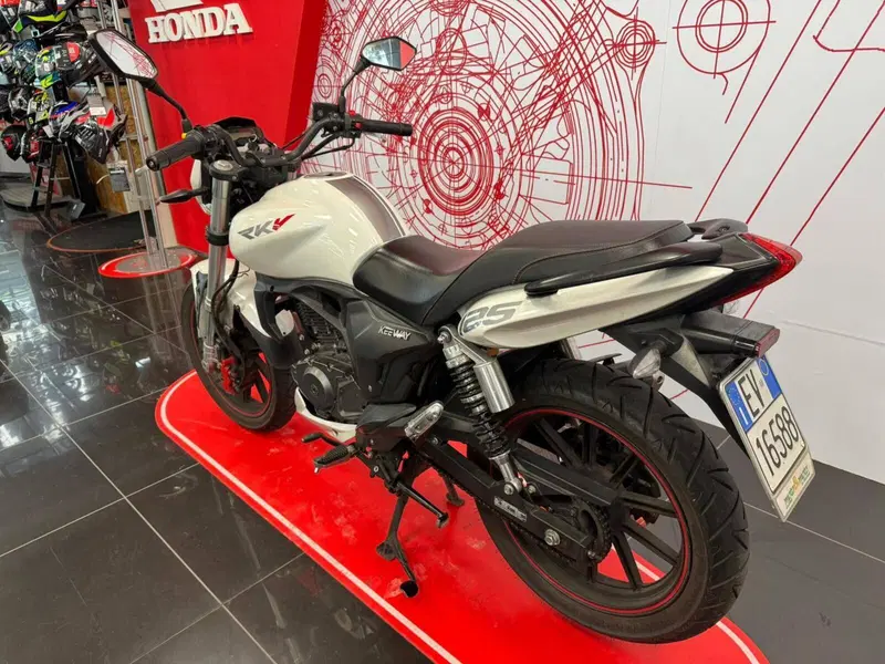 Keeway Motor RKV 125 (2018 - 20) (5)