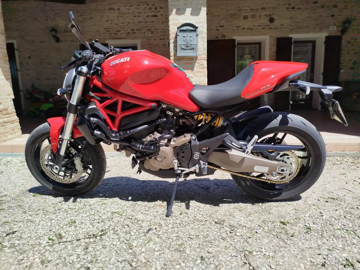 Ducati Monster 821 ABS (2014 - 17) (4)