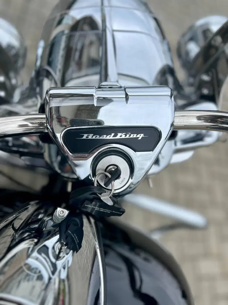 Harley-Davidson 103 Road King Classic (2014 - 16) - FLHRC (3)